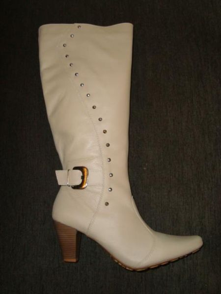 Bota de Couro Legítimo