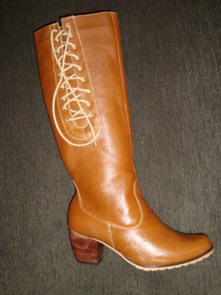Bota de Couro Legítimo